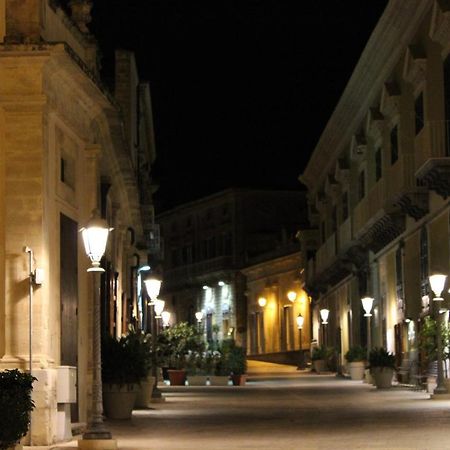 La Casa Del Nespolo Villa Ragusa Eksteriør billede